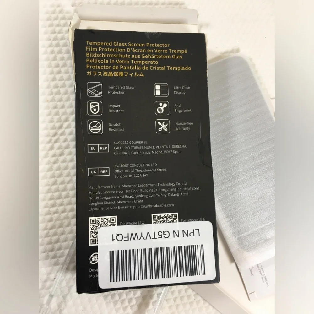Unbreakcable Screen protector iPhone 14, Iphone 15, 6.1” (Open but never used)